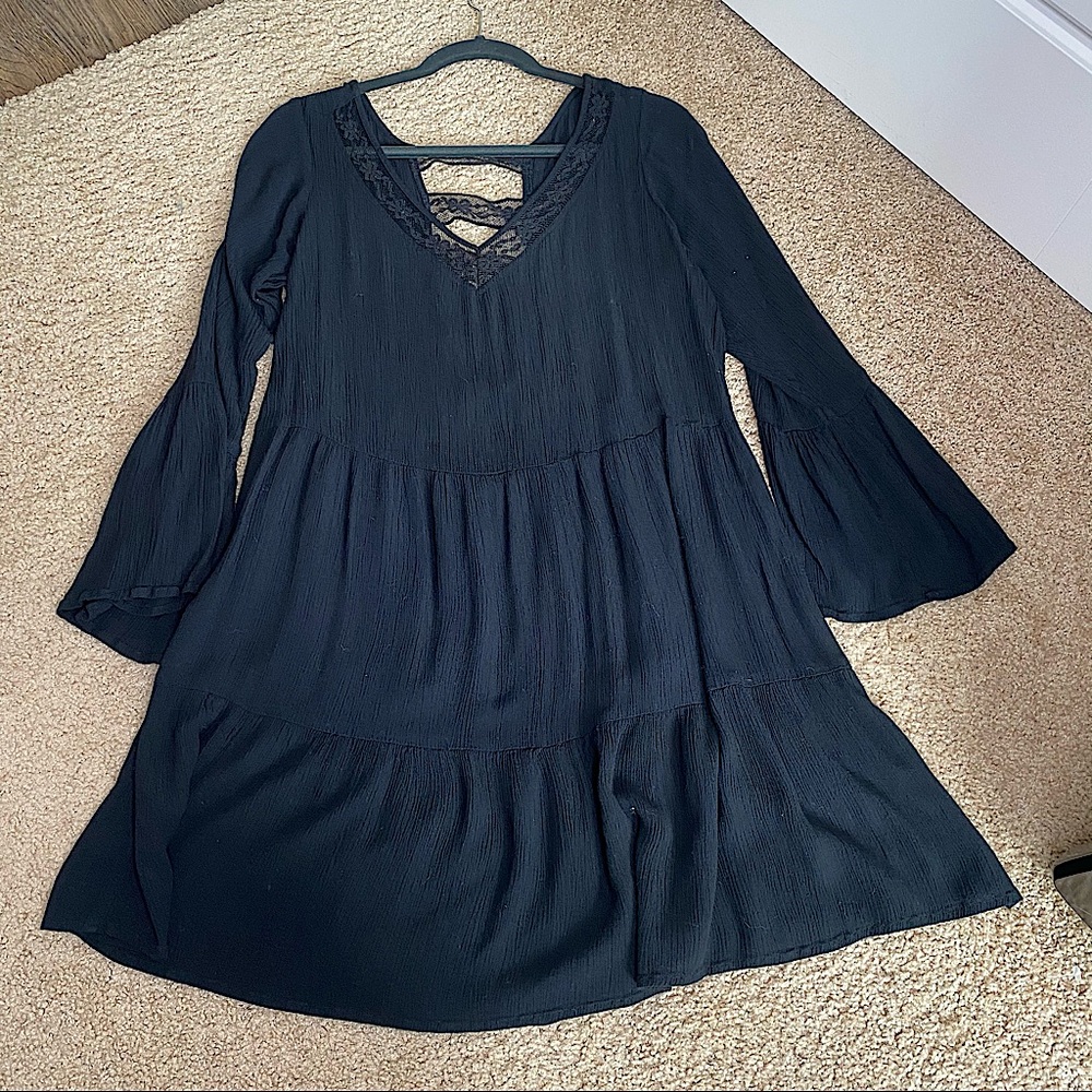 TRENDING BLACK TIERED BABYDOLL LACE BACK DRESS SIZE SMALL